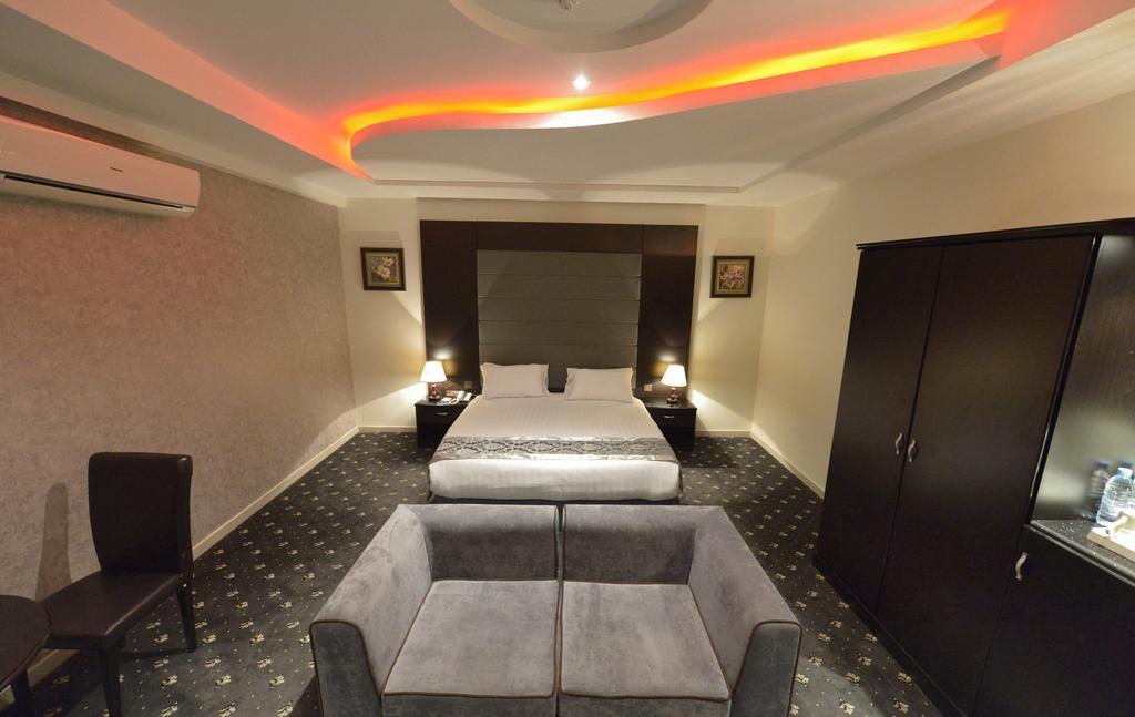 Rose Oasis Hotel Najran Exteriör bild